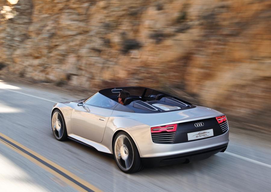  Audi e-Tron Spyder Concept 2010 года  (фото 39 из 105)